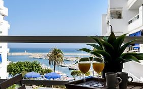 Estepona Marina With Sea Views, Pool And Parking